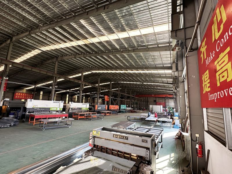 Zhejiang Huier Coating Environmental Protection Equipment Co., Ltd dây chuyền sản xuất của nhà sản xuất