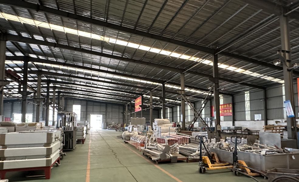 Zhejiang Huier Coating Environmental Protection Equipment Co., Ltd dây chuyền sản xuất của nhà sản xuất